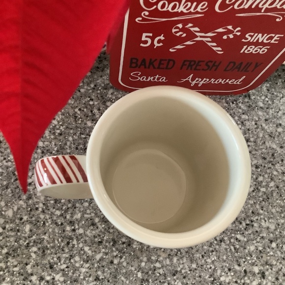 3 Longaberger Holiday Christmas Roger and Ginger Coffee Mugs - Picture 5 of 8